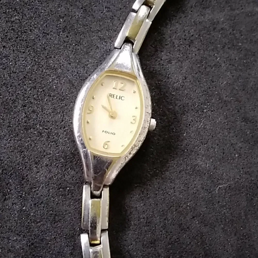 RELIC FOLIO BRACELET WATCH - Picture 5 of 12